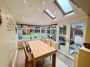 Dining Room - click for photo gallery